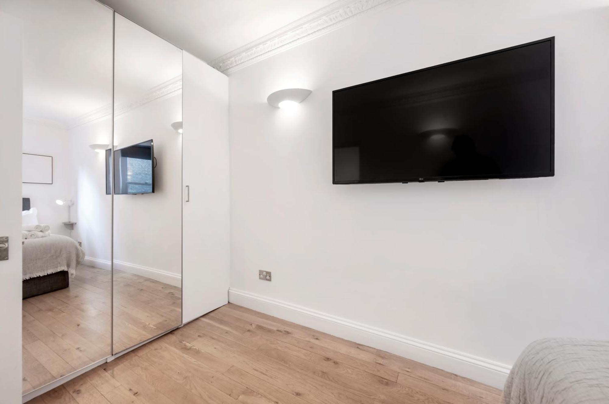 2 Bedr, 3 Beds, 1 Bath Thames, Trafalgar Sq Londyn Zewnętrze zdjęcie